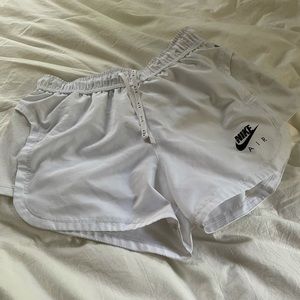 NIKE white shorts